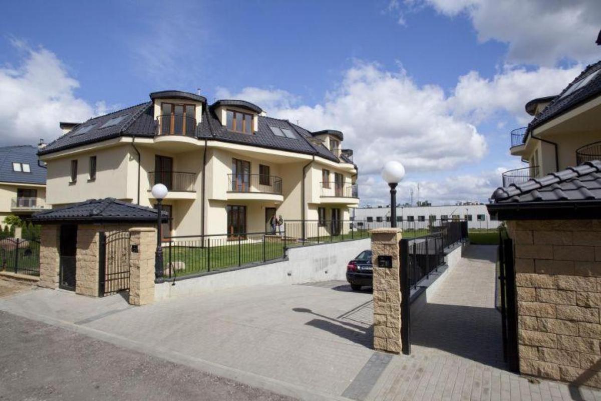 Villa Piano Apartments Warsaw Piaseczno Jozefoslaw Dış mekan fotoğraf